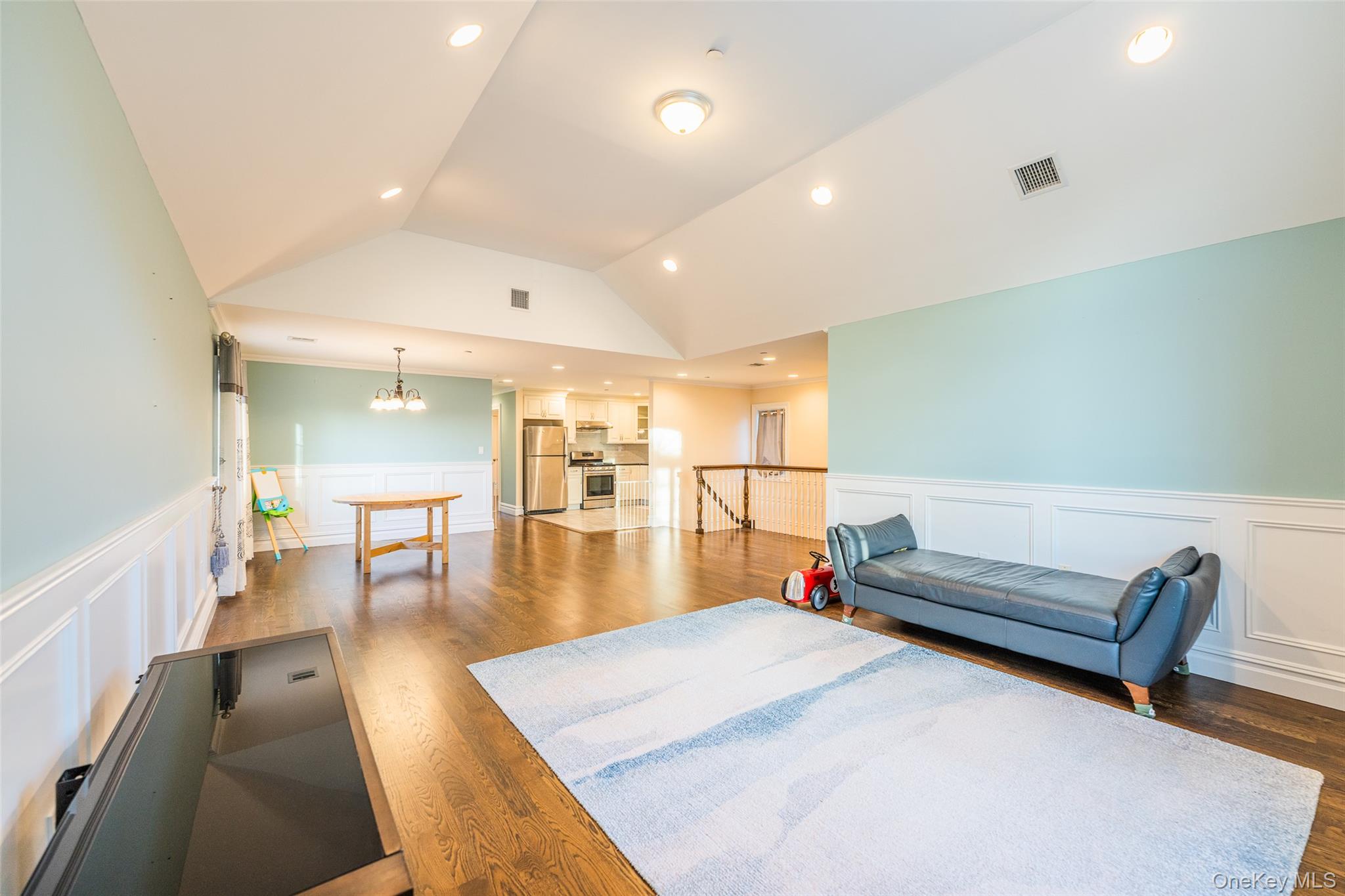 #11 photo, 4515 Browvale Lane, Little Neck , NY 11362