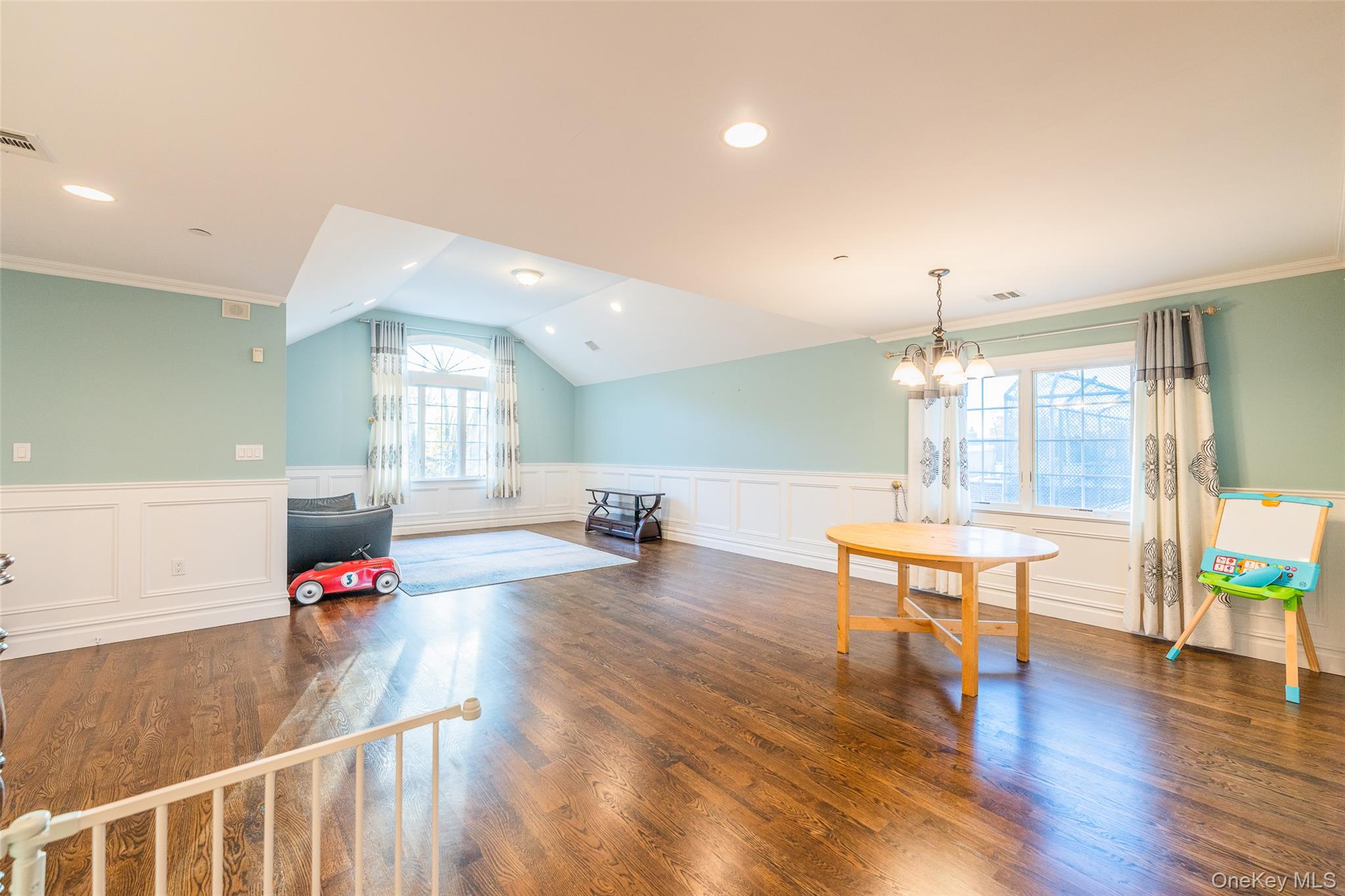 #14 photo, 4515 Browvale Lane, Little Neck , NY 11362