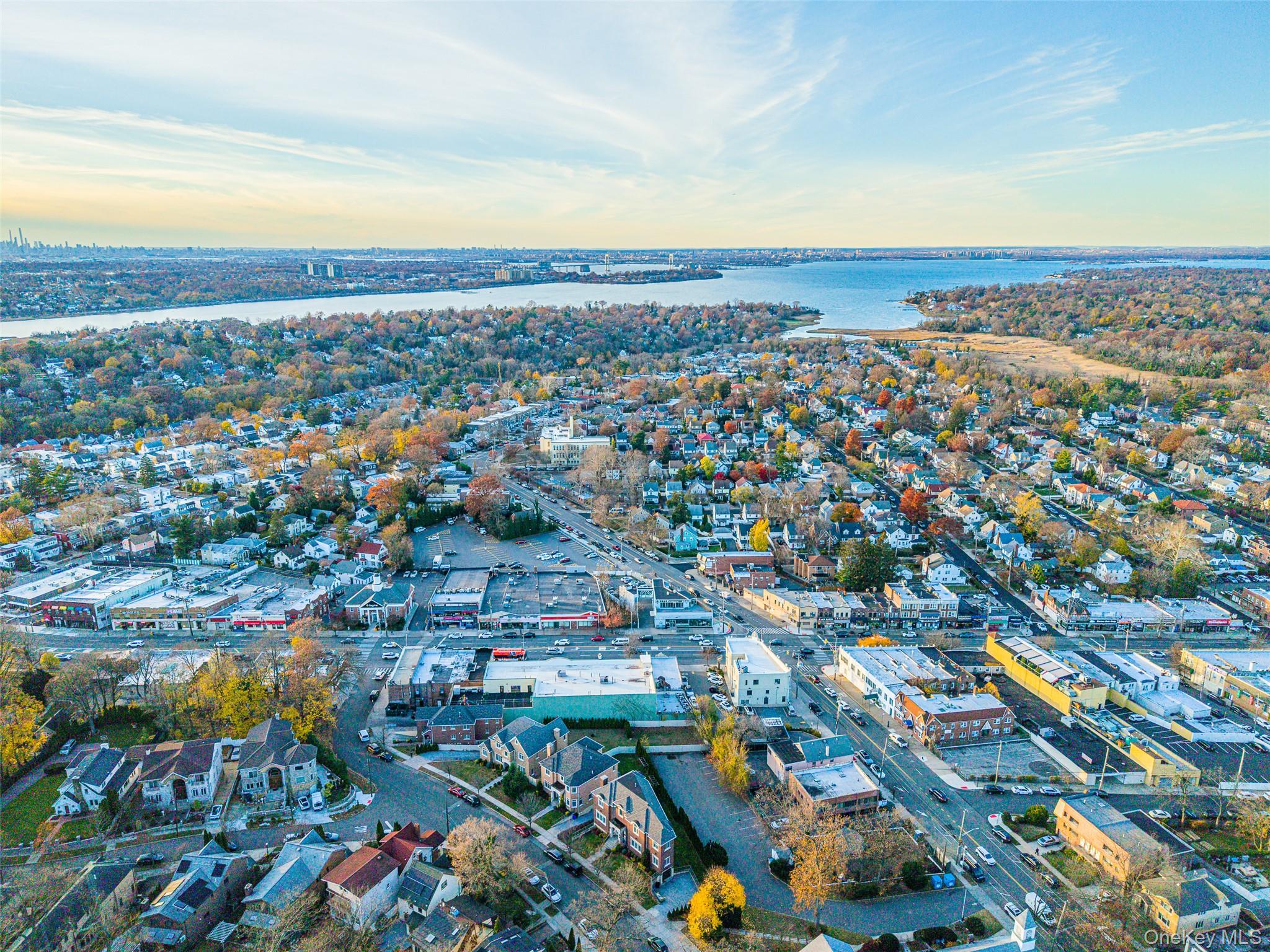 #18 photo, 4515 Browvale Lane, Little Neck , NY 11362