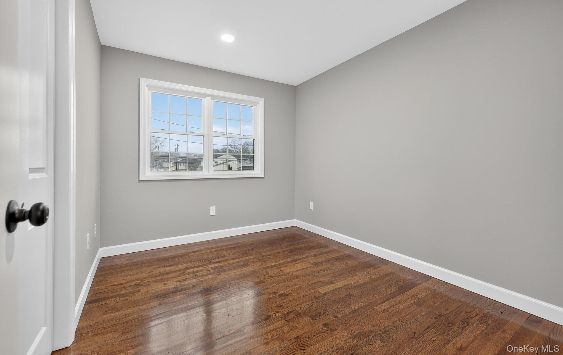 #10 photo, 27 Claire Lane, Sayville , NY 11782