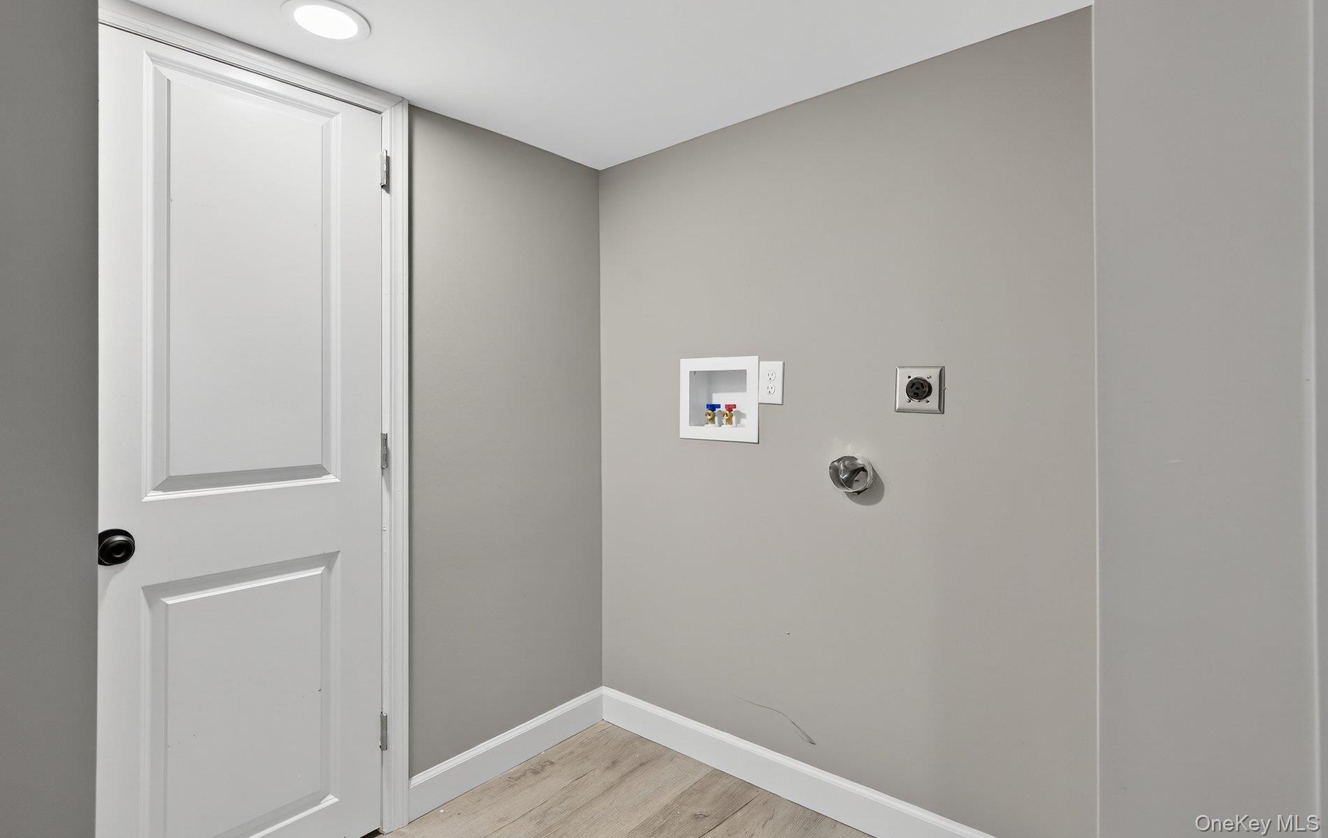 #16 photo, 27 Claire Lane, Sayville , NY 11782