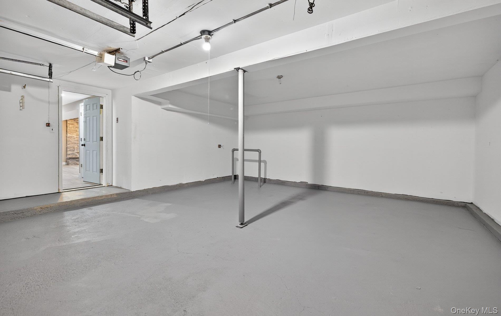 #17 photo, 27 Claire Lane, Sayville , NY 11782