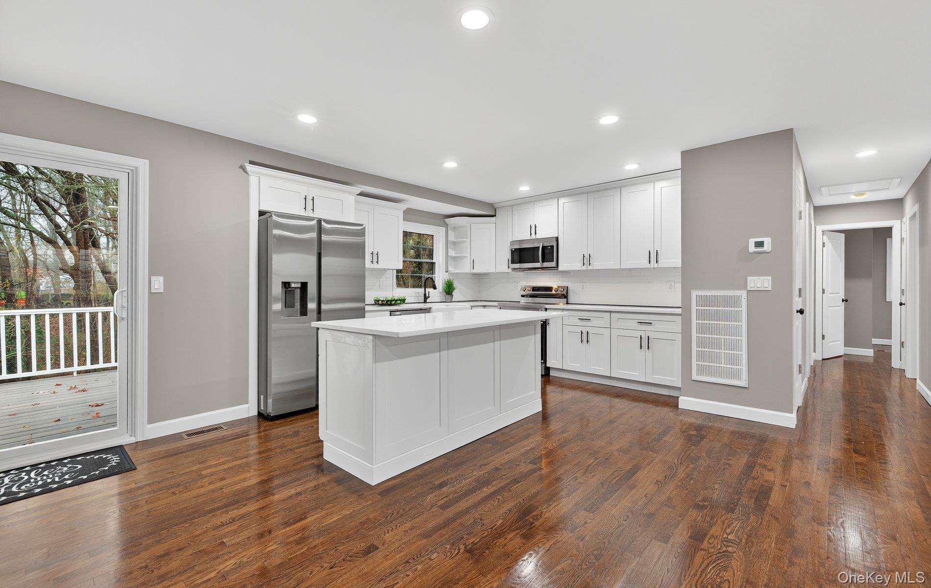 #4 photo, 27 Claire Lane, Sayville , NY 11782