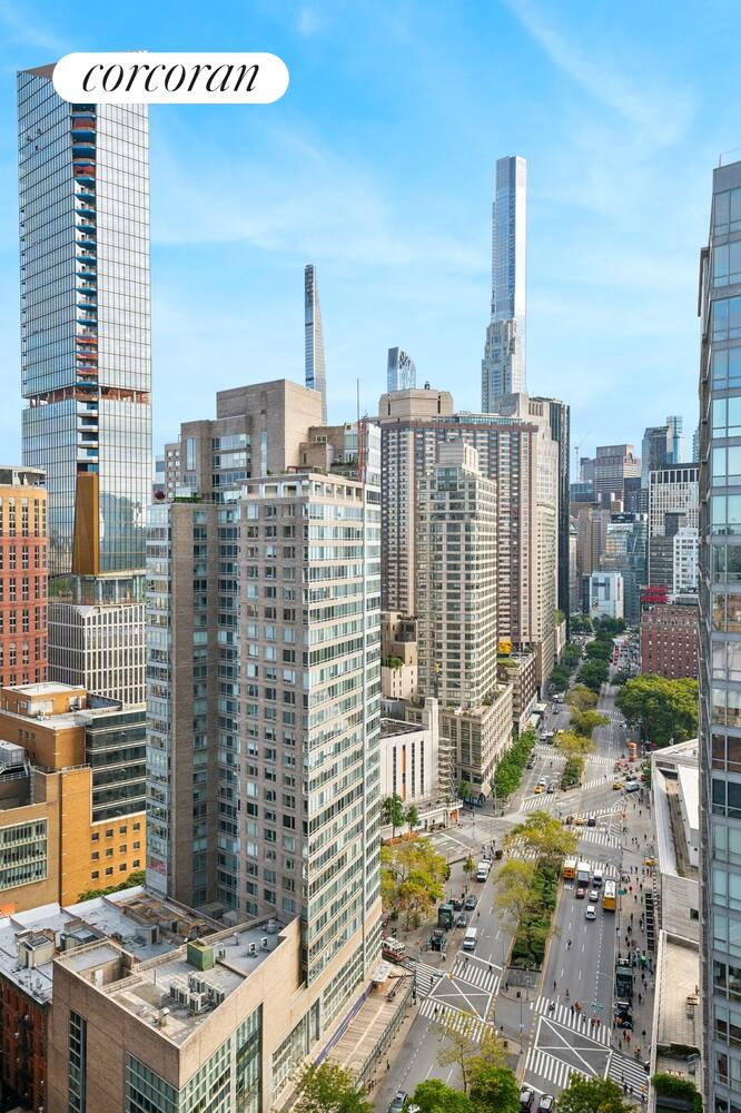 #4 photo, 1991 BROADWAY, Lincoln Square , NY 10023