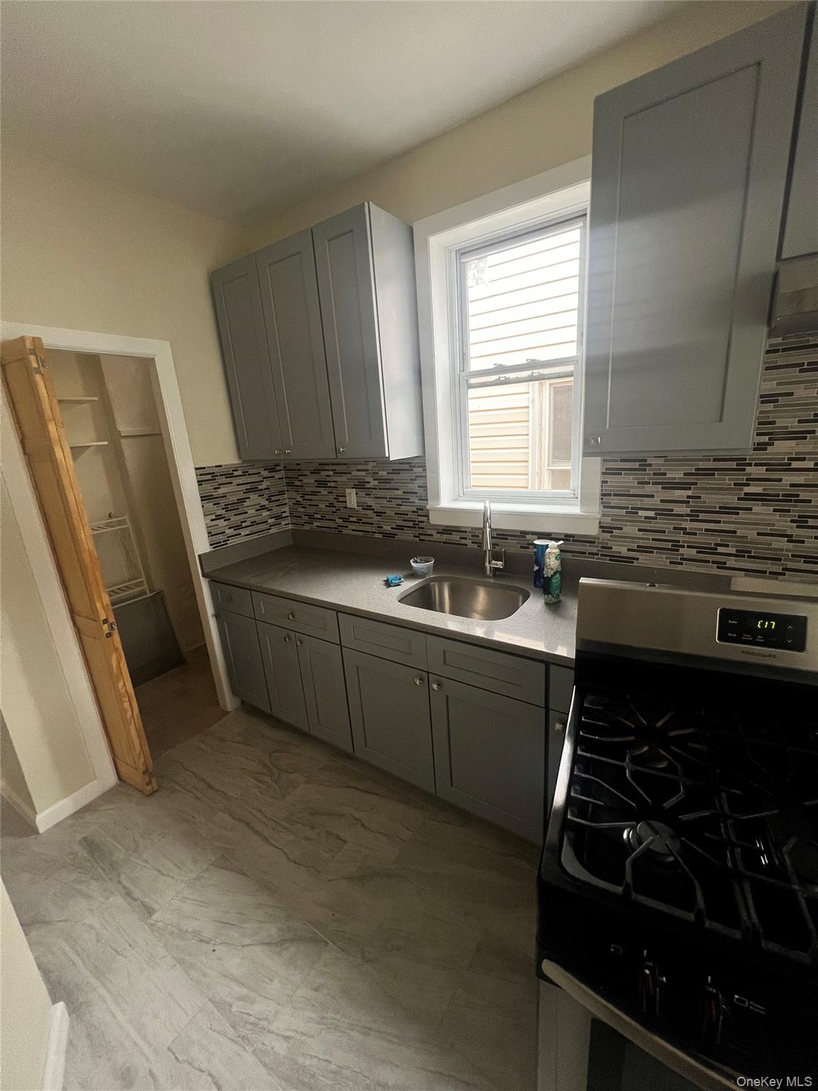 #13 photo, 1113 Olmstead Avenue, Bronx , NY 10472