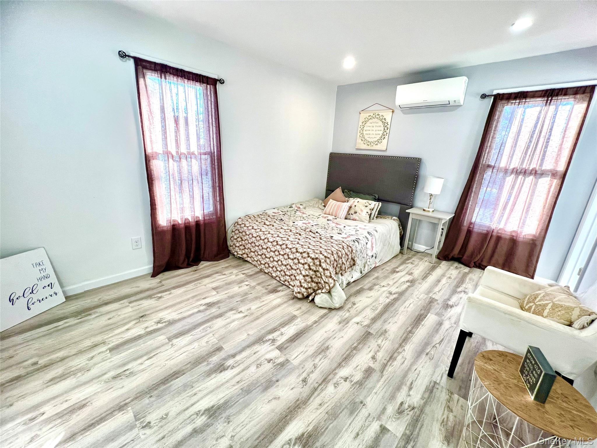 #20 photo, 128 W Main Street, Middletown , NY 10940