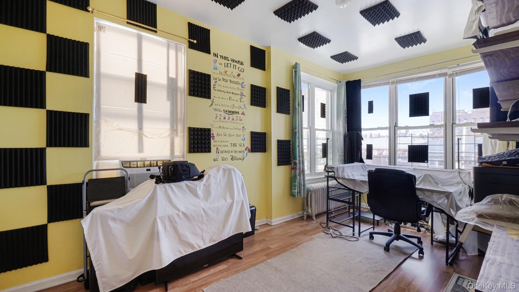 #15 photo, 1335 Commonwealth Avenue, برونكس Bronx , NY 10472