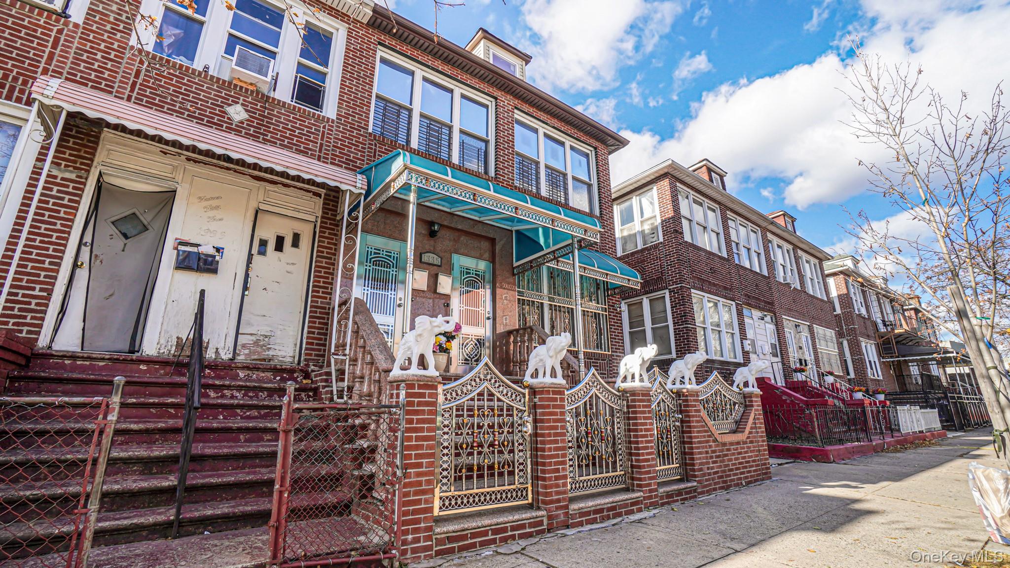 #2 photo, 1335 Commonwealth Avenue, برونكس Bronx , NY 10472