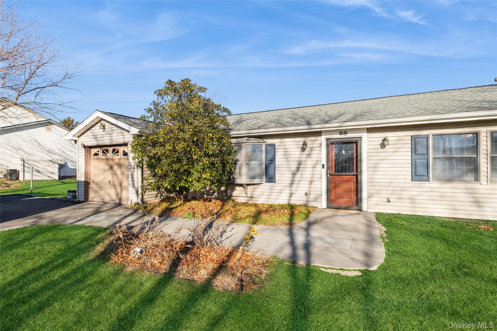 #2 photo, 68 Oleeta Road, Mount Sinai , NY 11766