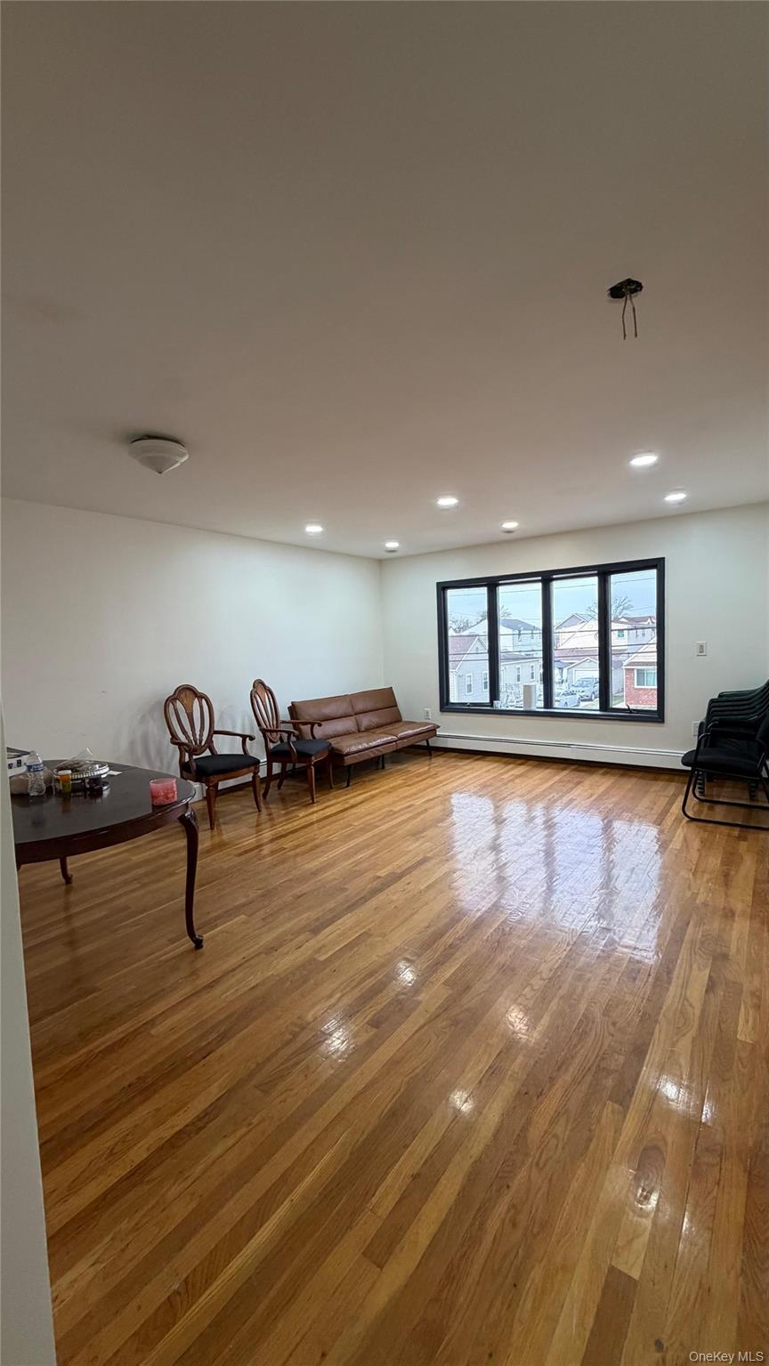 #20 photo, 60 Saint Johns Avenue, Valley Stream , NY 11580