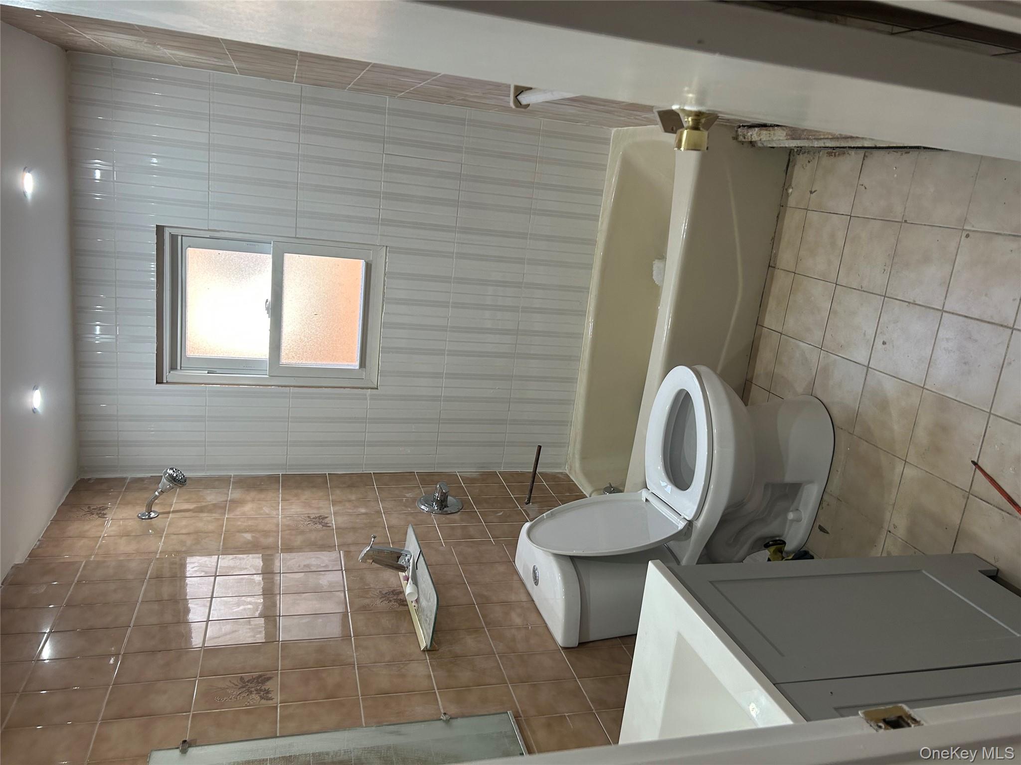 #5 photo, 60 Saint Johns Avenue, Valley Stream , NY 11580