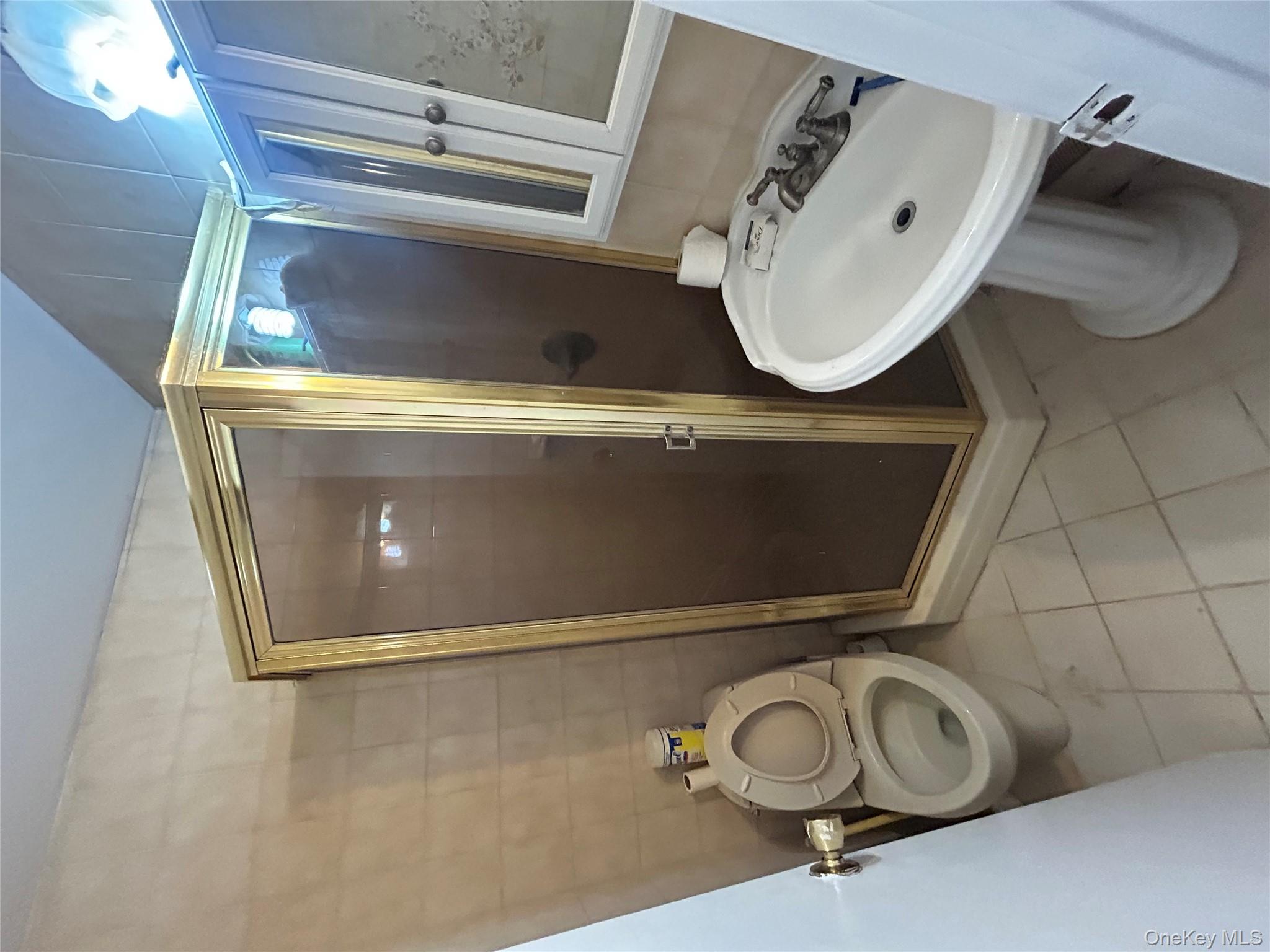 #7 photo, 60 Saint Johns Avenue, Valley Stream , NY 11580