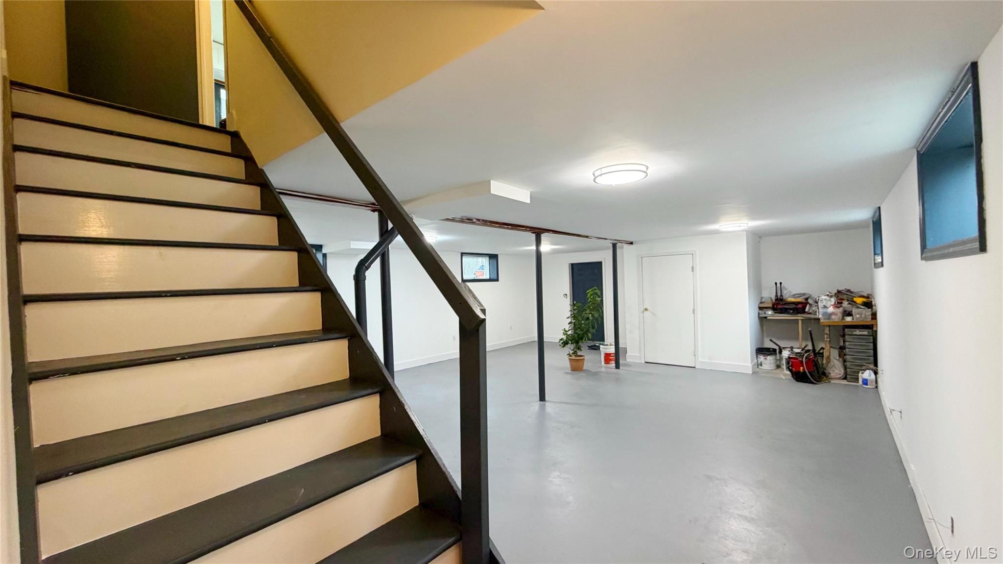 #8 photo, 60 Saint Johns Avenue, Valley Stream , NY 11580