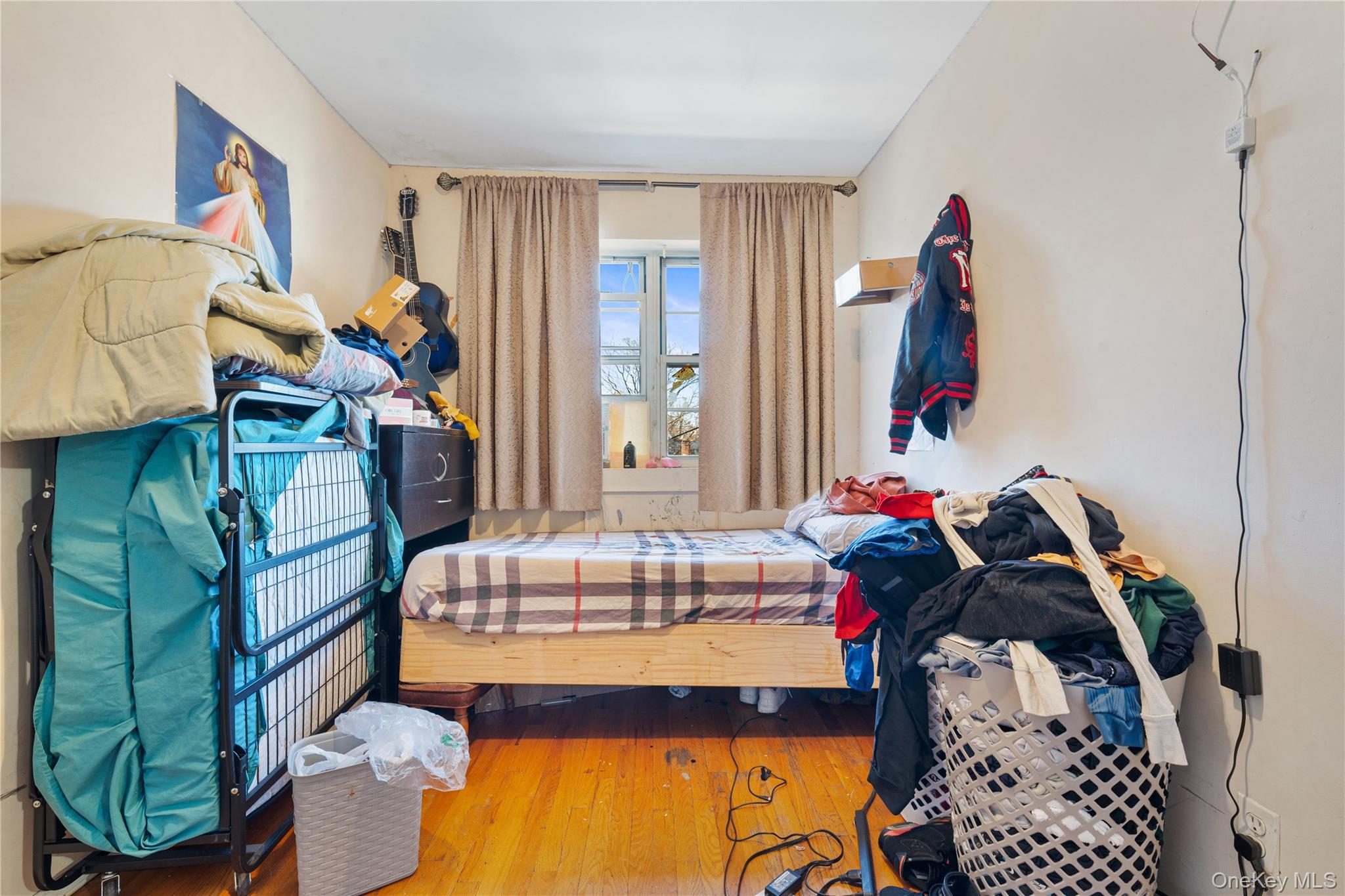 #17 photo, 10810 35th Avenue, Corona , NY 11368