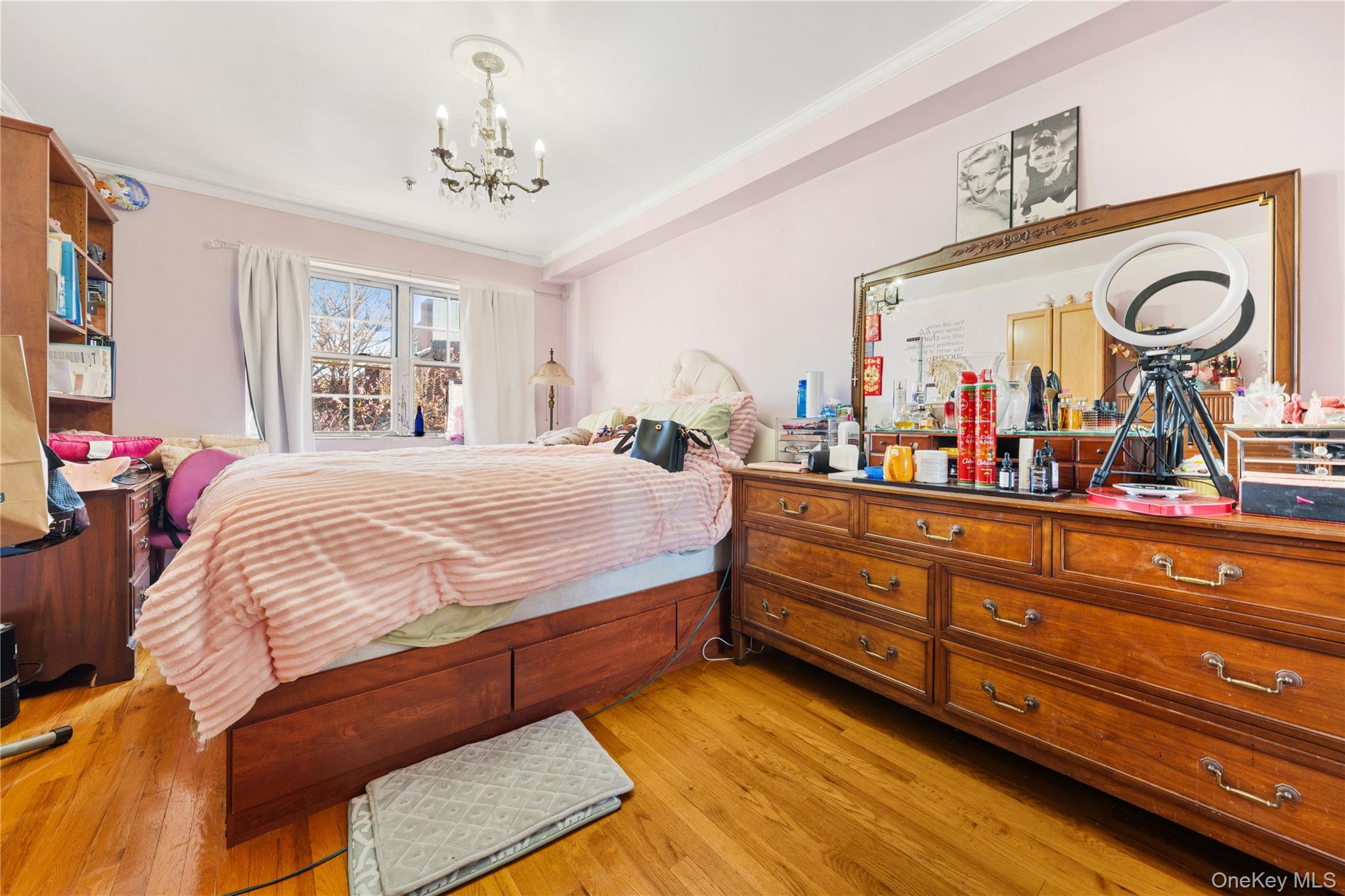 #9 photo, 10810 35th Avenue, Corona , NY 11368