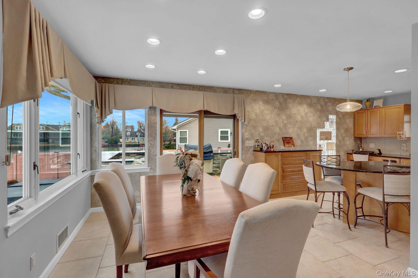 #10 photo, 23 Biltmore Boulevard, Massapequa , NY 11758