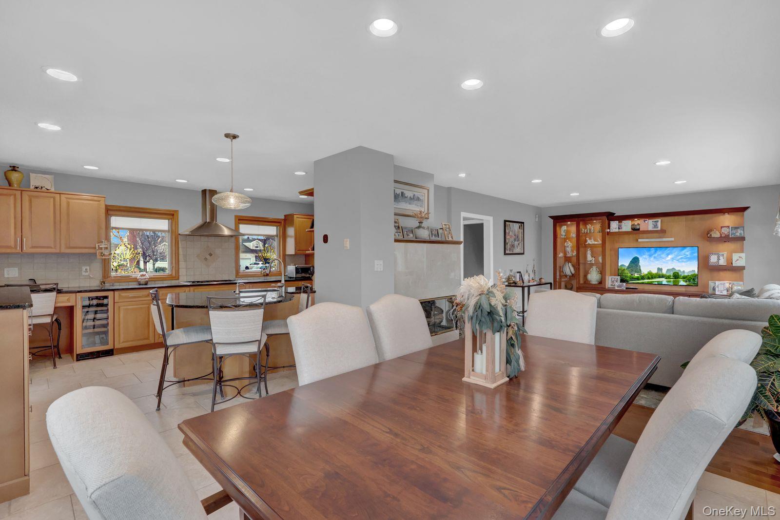 #11 photo, 23 Biltmore Boulevard, Massapequa , NY 11758