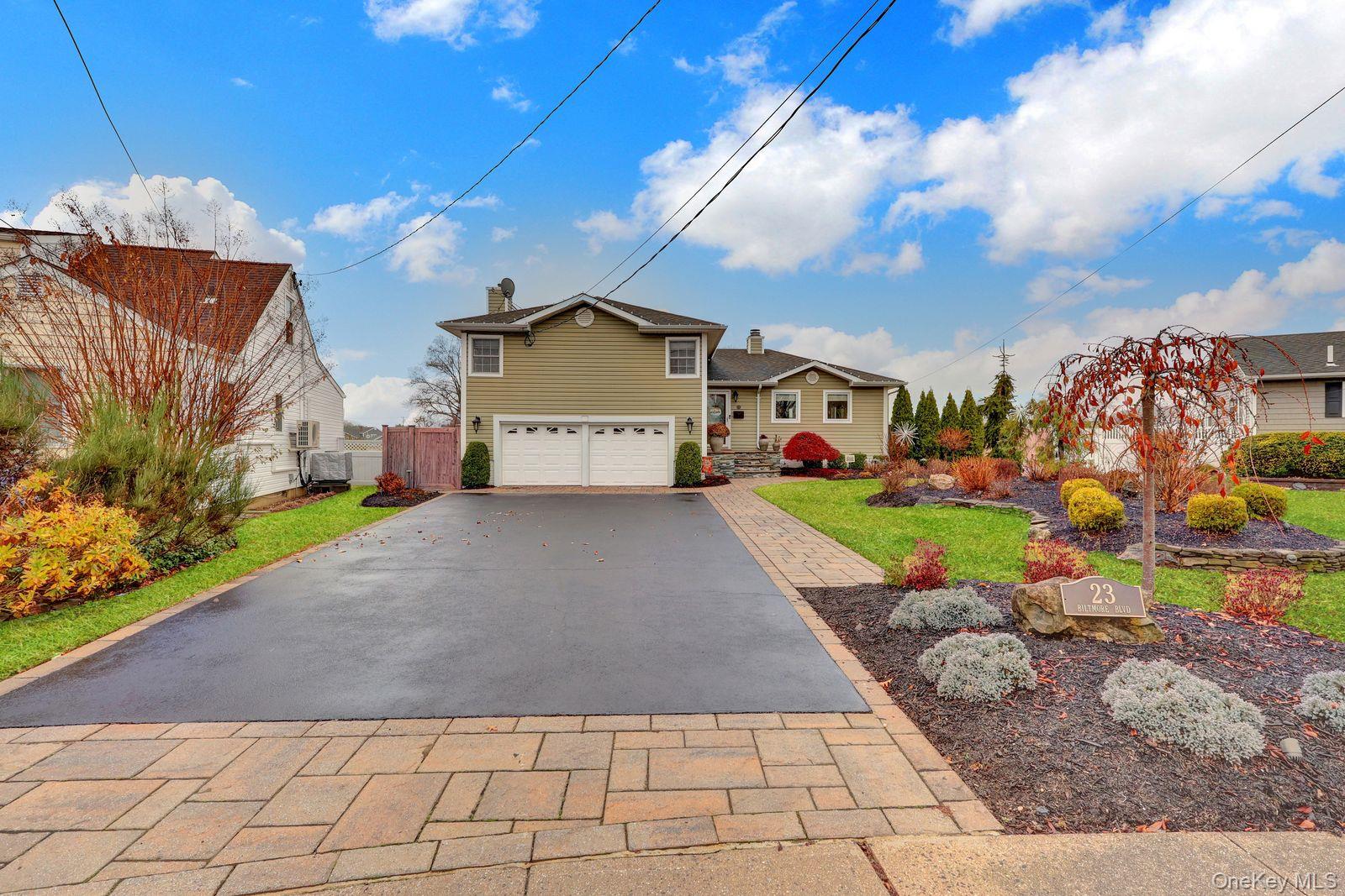 #2 photo, 23 Biltmore Boulevard, Massapequa , NY 11758