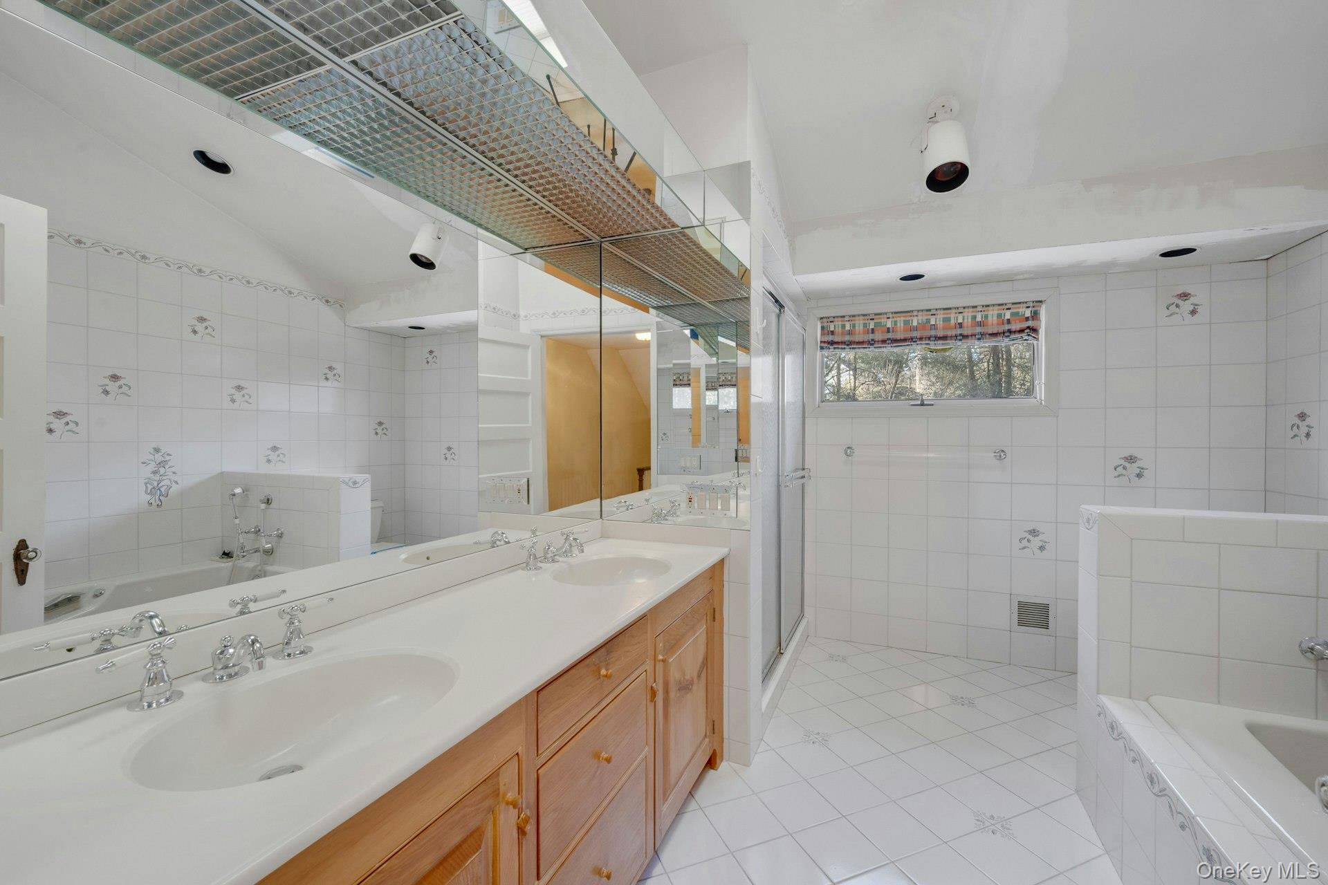 #18 photo, 6 Payne Road, Elmsford , NY 10523