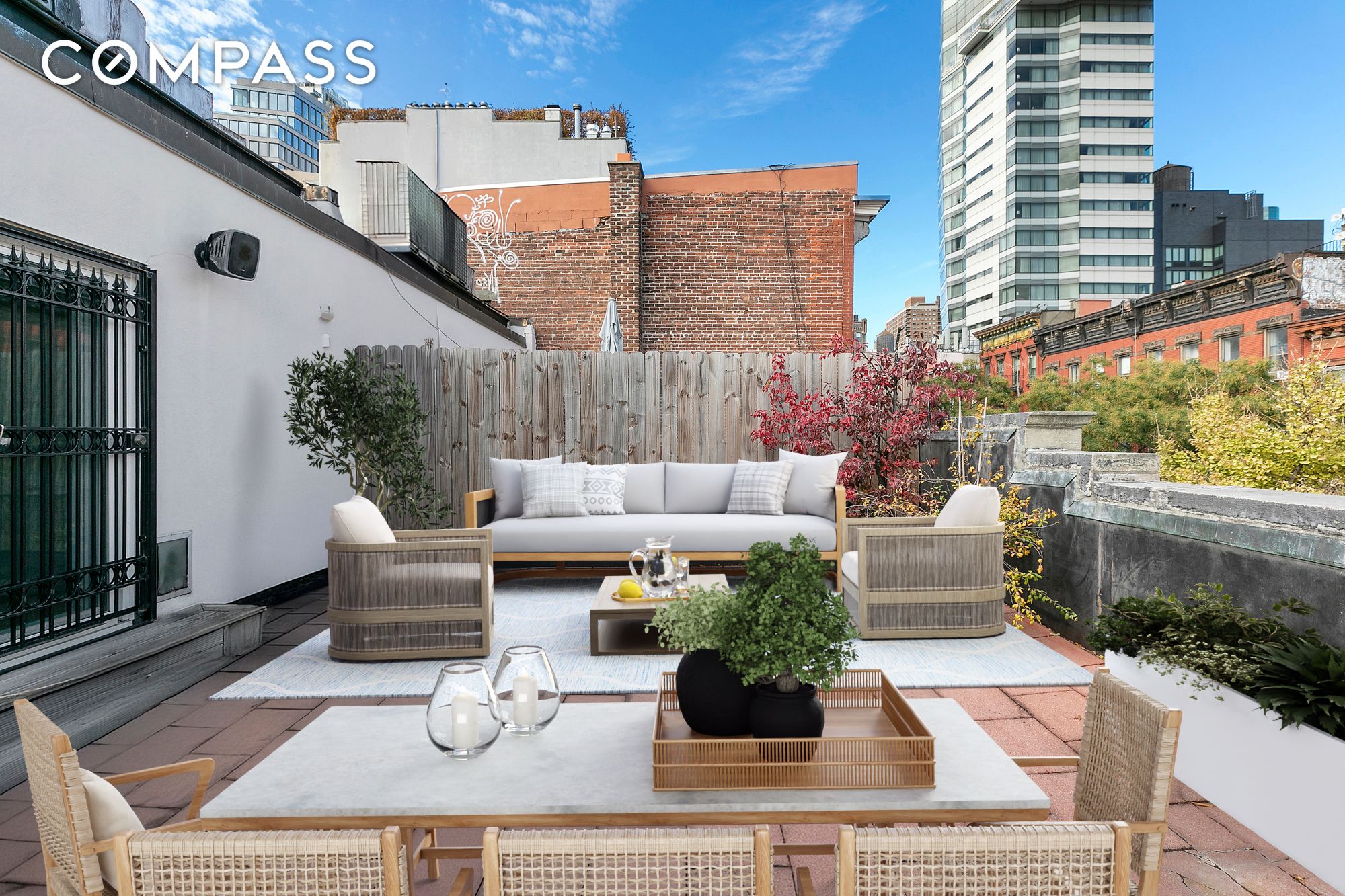 #4 photo, 222 E 5th Street, East Village , NY 10003