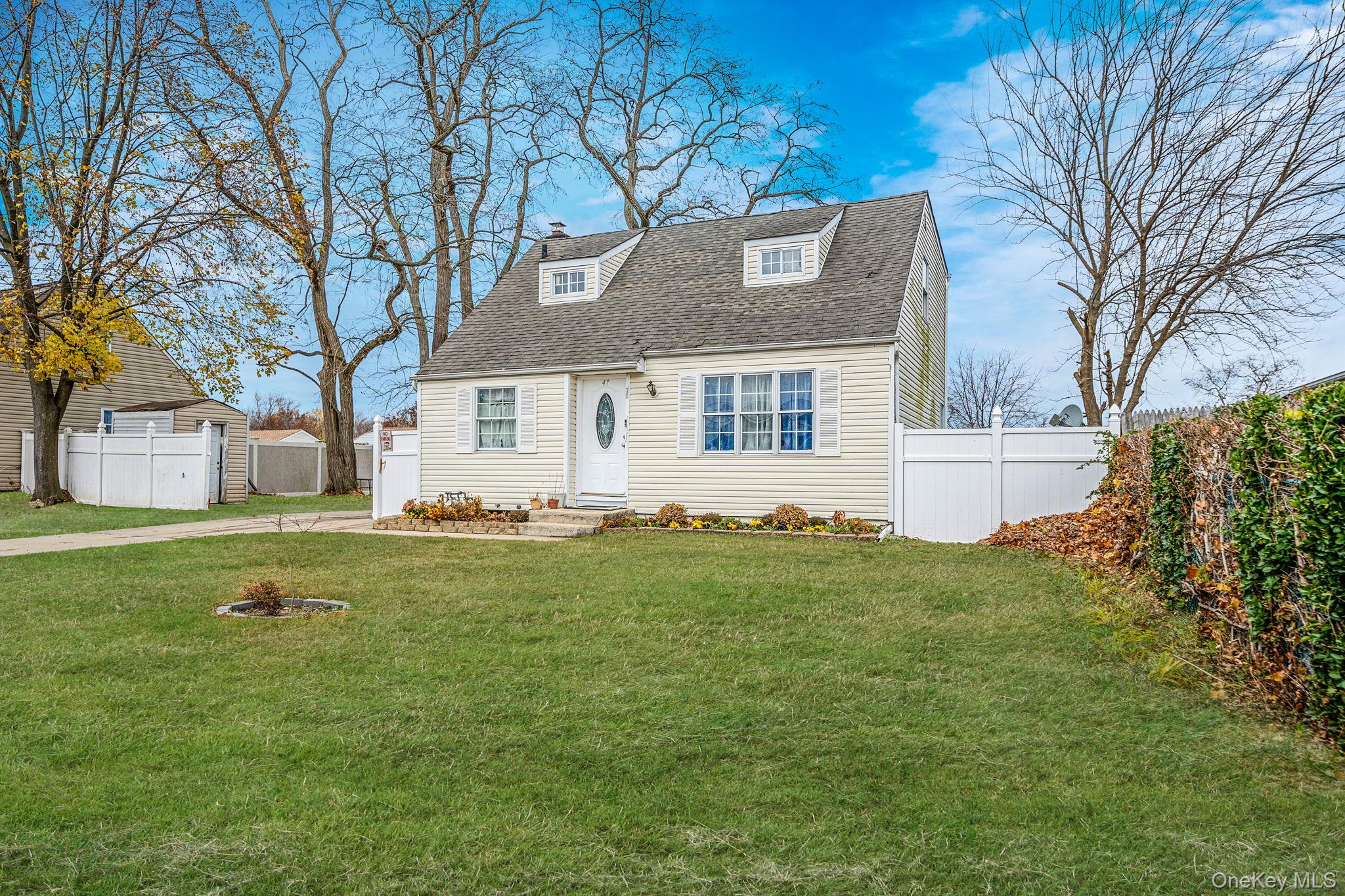 #2 photo, 47 Satinwood Street, Central Islip , NY 11722