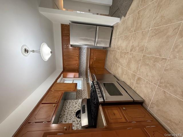 #18 photo, 58 W Mineola Avenue, Valley Stream , NY 11580