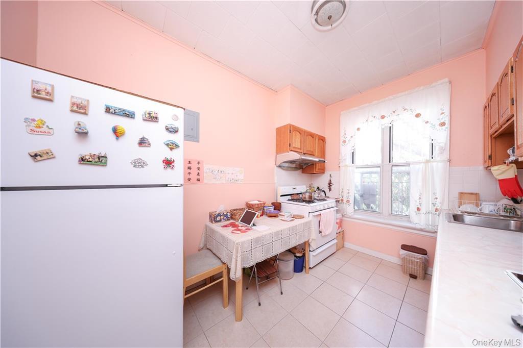 #2 photo, 2176 E 13th Street, Brooklyn , NY 11229