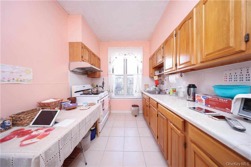 #3 photo, 2176 E 13th Street, Brooklyn , NY 11229