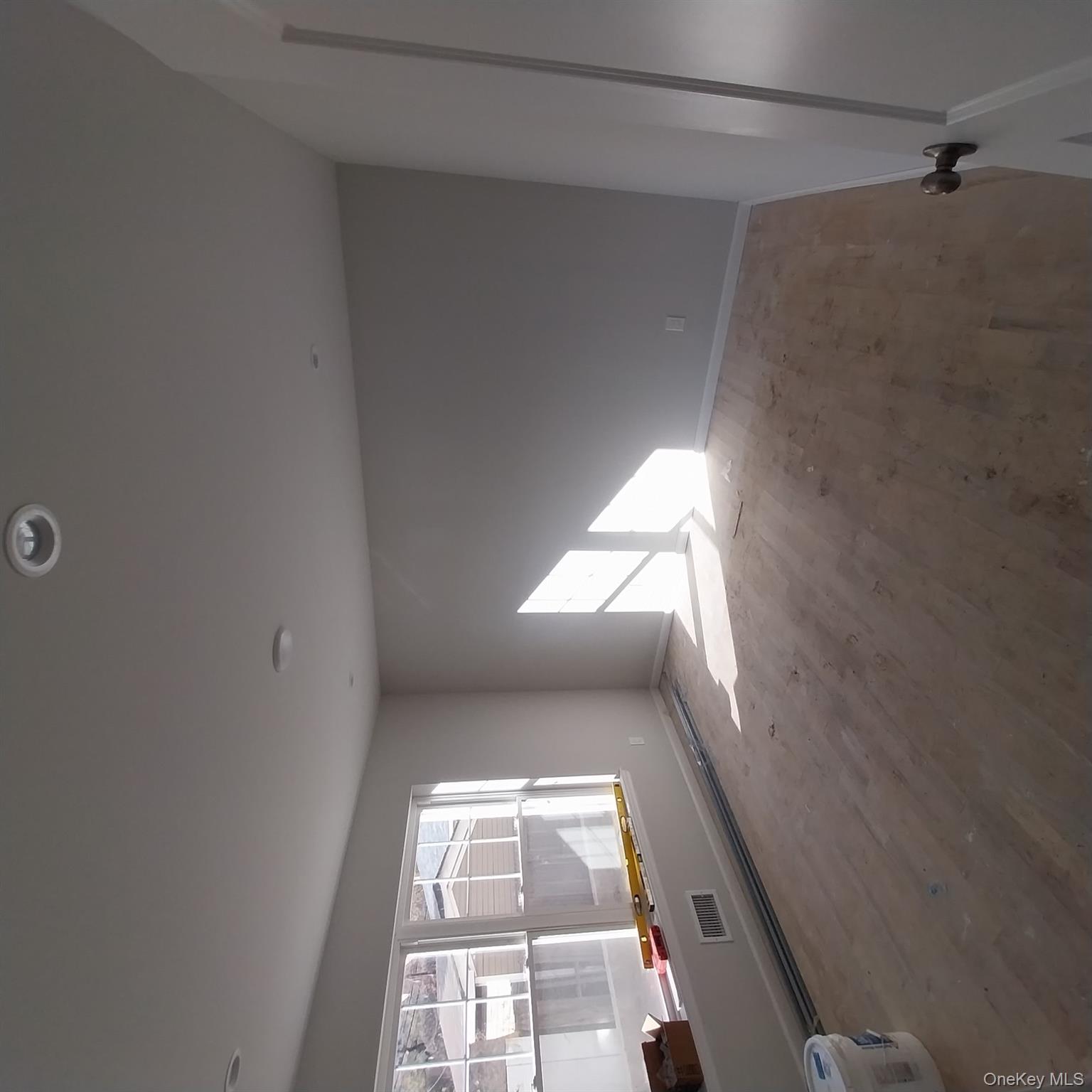 #10 photo, 343 Jackson Street, Hempstead , NY 11550