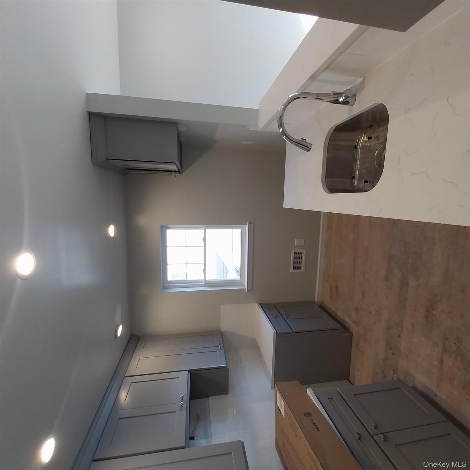 #7 photo, 343 Jackson Street, Hempstead , NY 11550