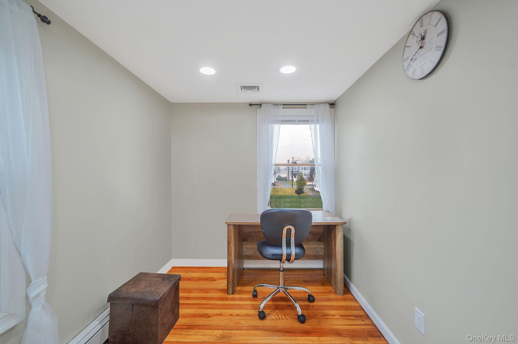 #20 photo, 15 Cedar Grove Court, Patchogue , NY 11772