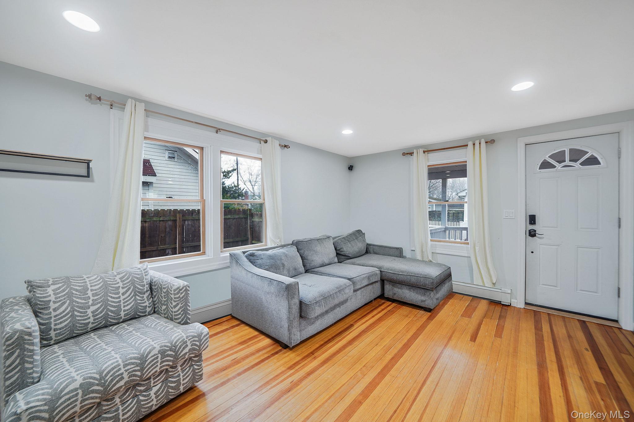 #7 photo, 15 Cedar Grove Court, Patchogue , NY 11772