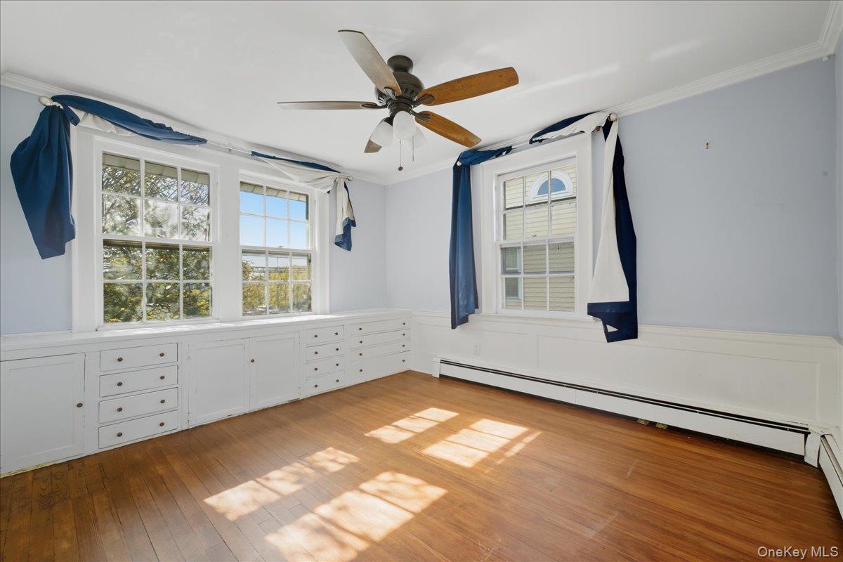 #14 photo, 84 2nd Street, Mineola , NY 11501