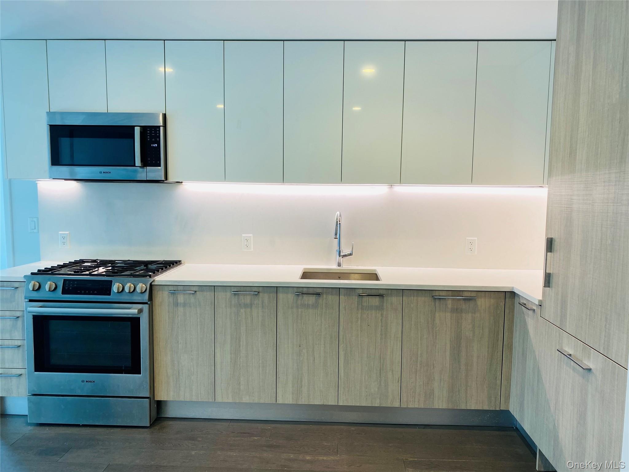 #3 photo, 131-03 40 40 Road, Flushing , NY 11354