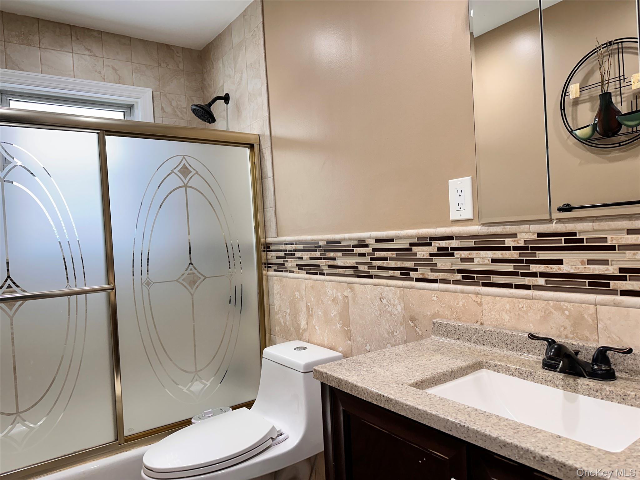 #9 photo, 316 S Oyster Bay Road, Syosset , NY 11791