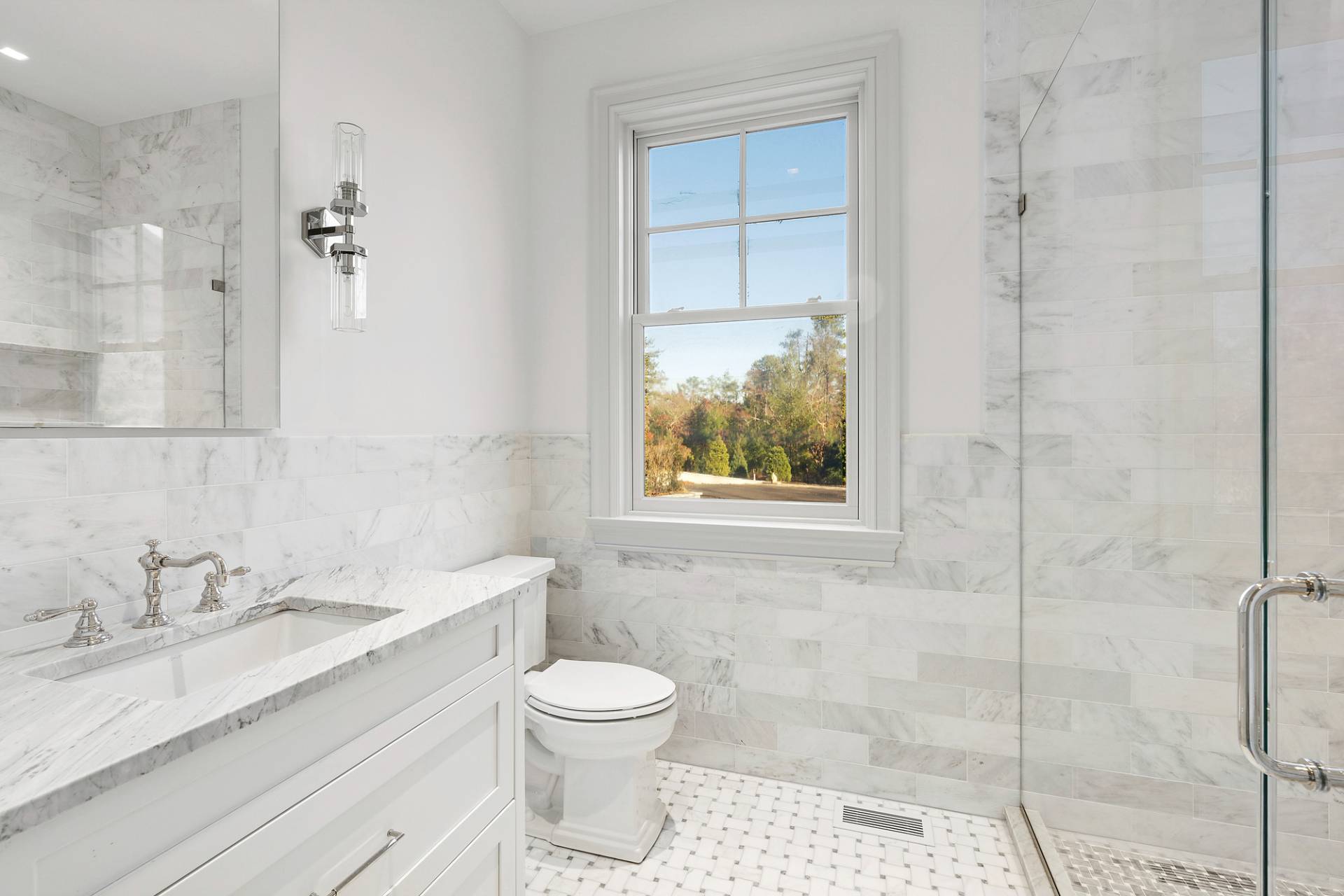 #10 photo, 60 Two Holes of Water Road, East Hampton , NY 11937