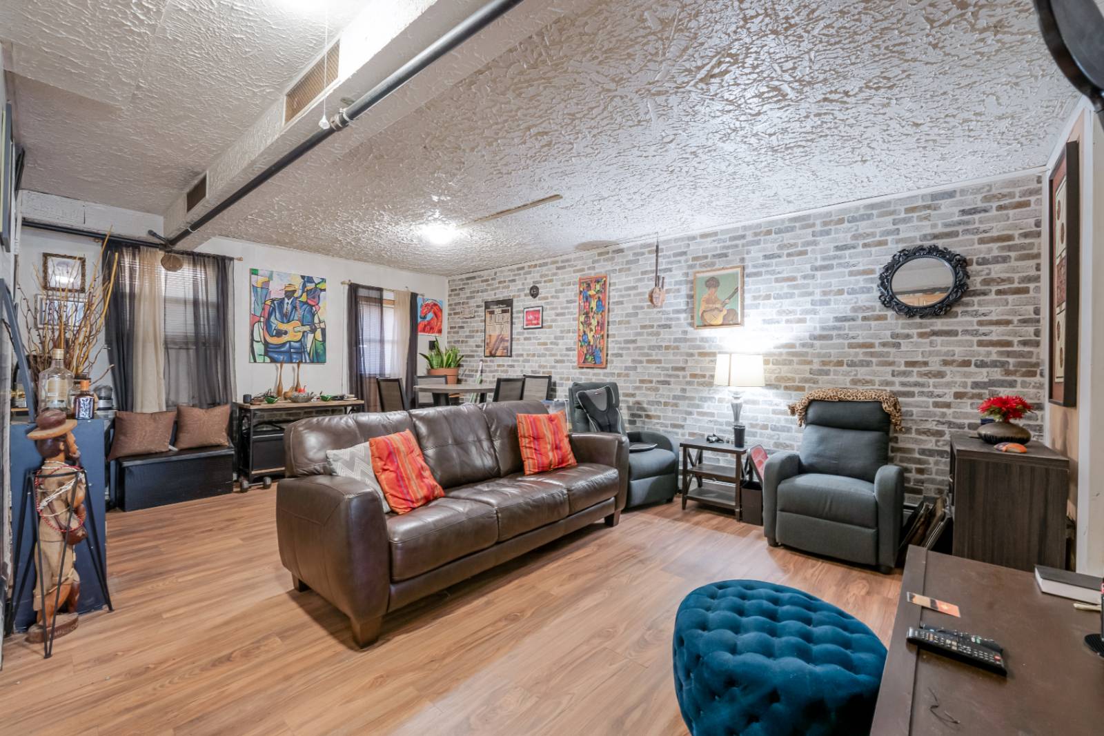 #26 photo, 3617 Laconia Ave, Bronx , NY 10469