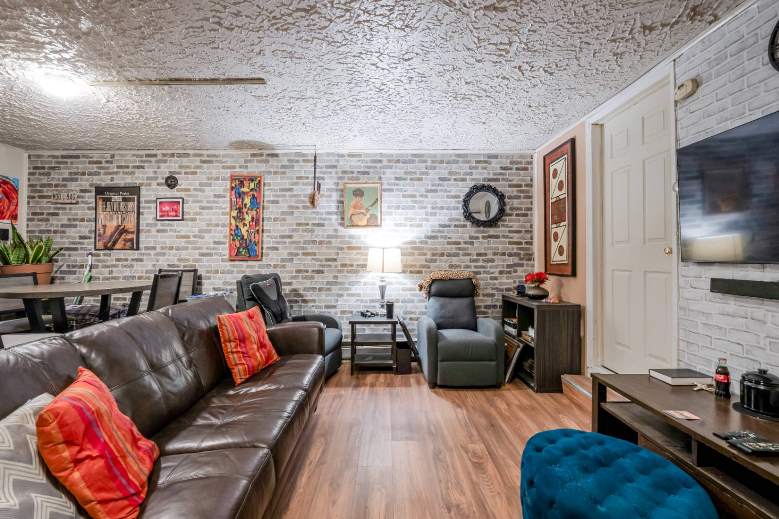 #28 photo, 3617 Laconia Ave, Bronx , NY 10469