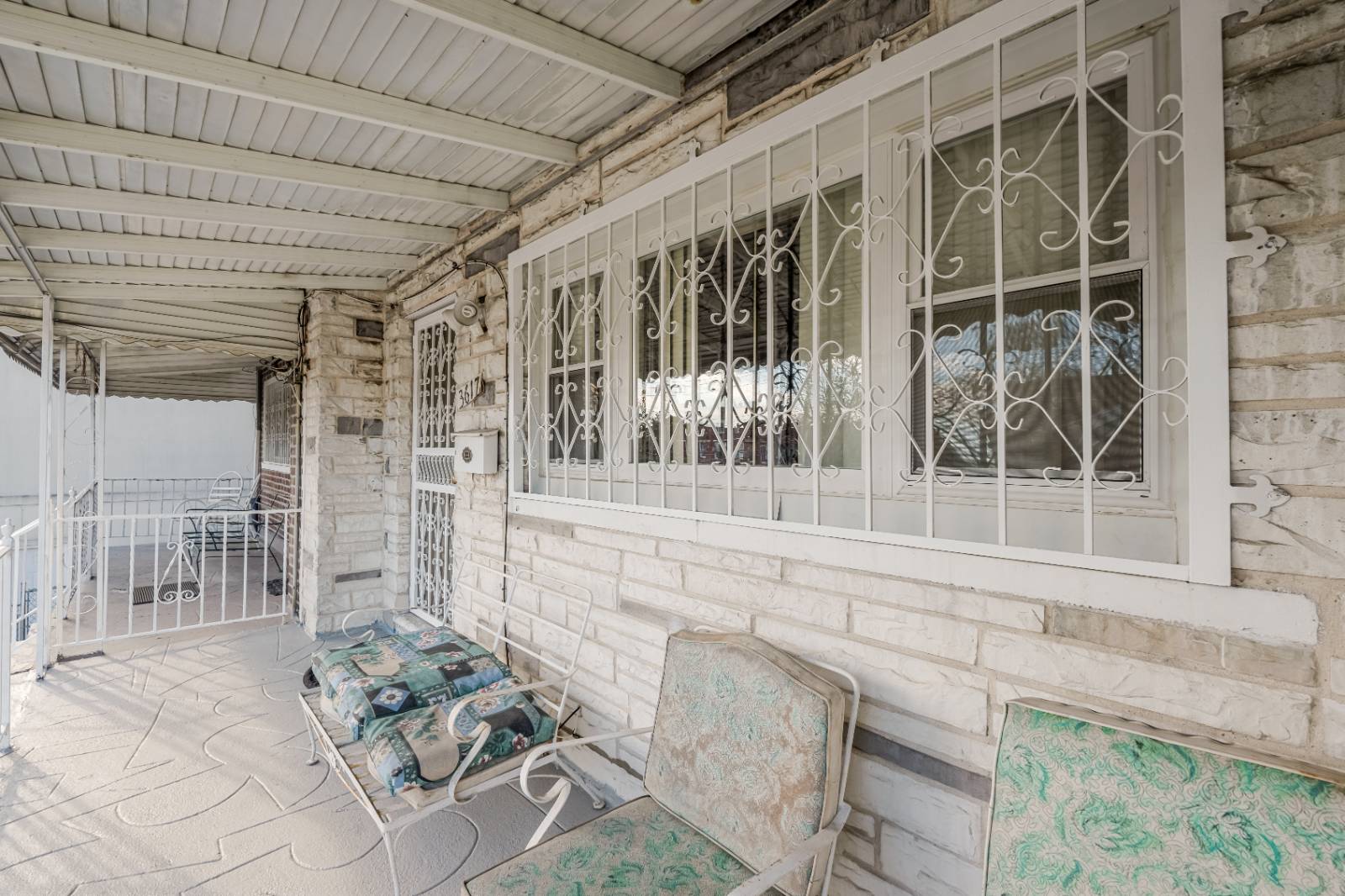 #3 photo, 3617 Laconia Ave, Bronx , NY 10469