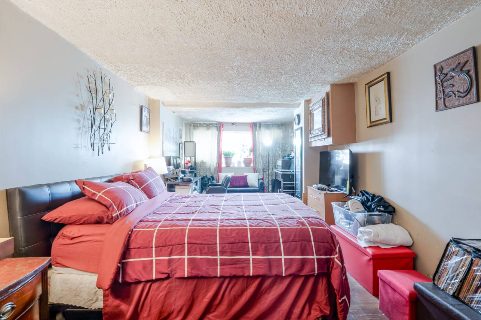 #33 photo, 3617 Laconia Ave, Bronx , NY 10469