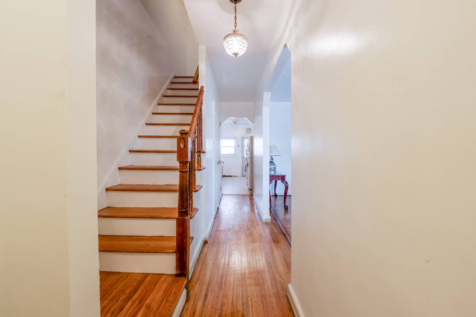 #5 photo, 3617 Laconia Ave, Bronx , NY 10469