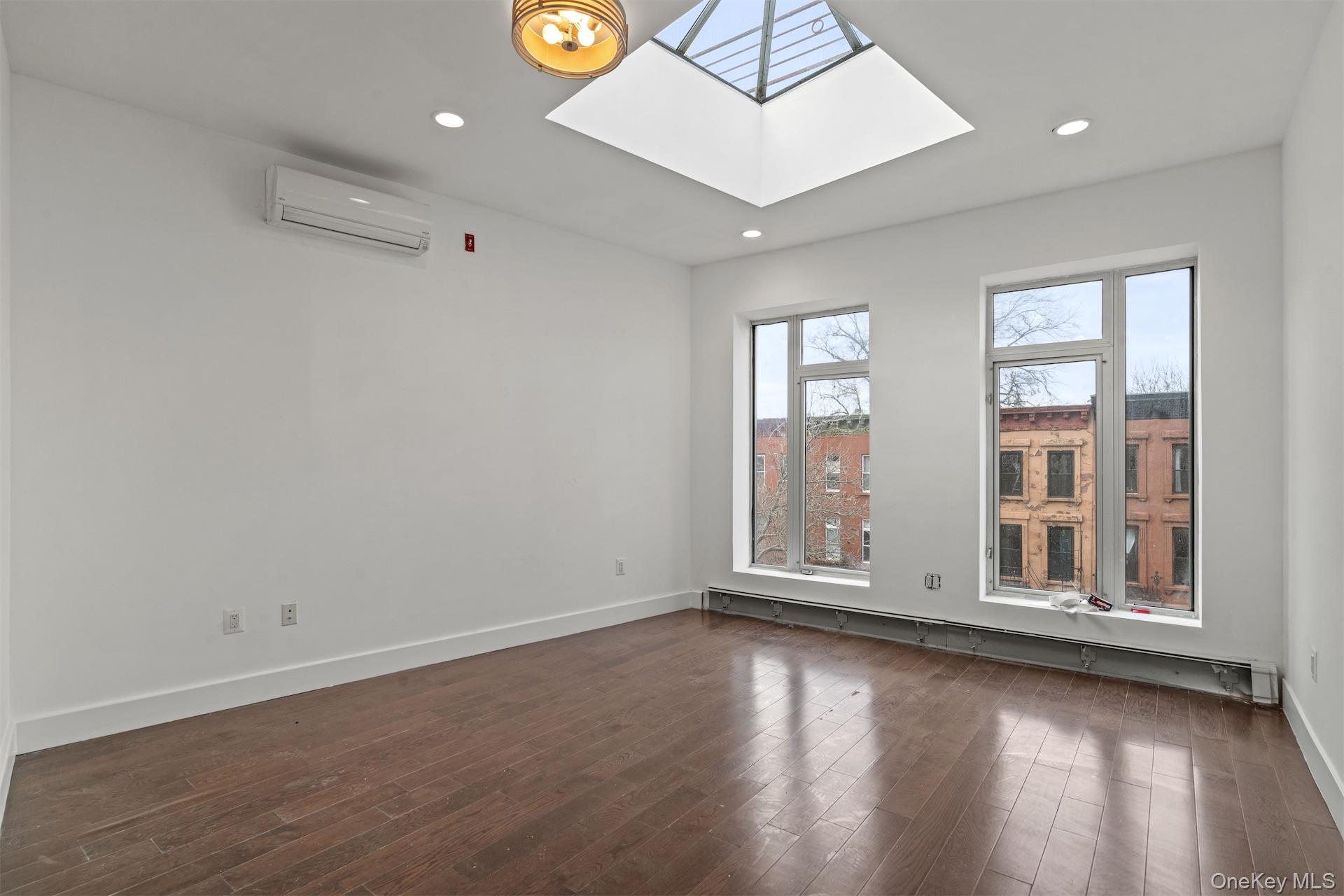 #19 photo, 46 Decatur Street, Brooklyn , NY 11216