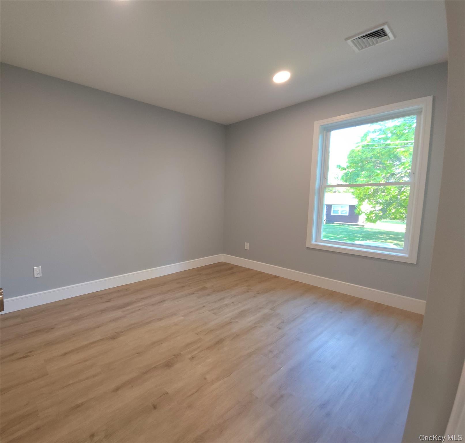 #18 photo, 15 Greising Street, Pine Bush , NY 12566