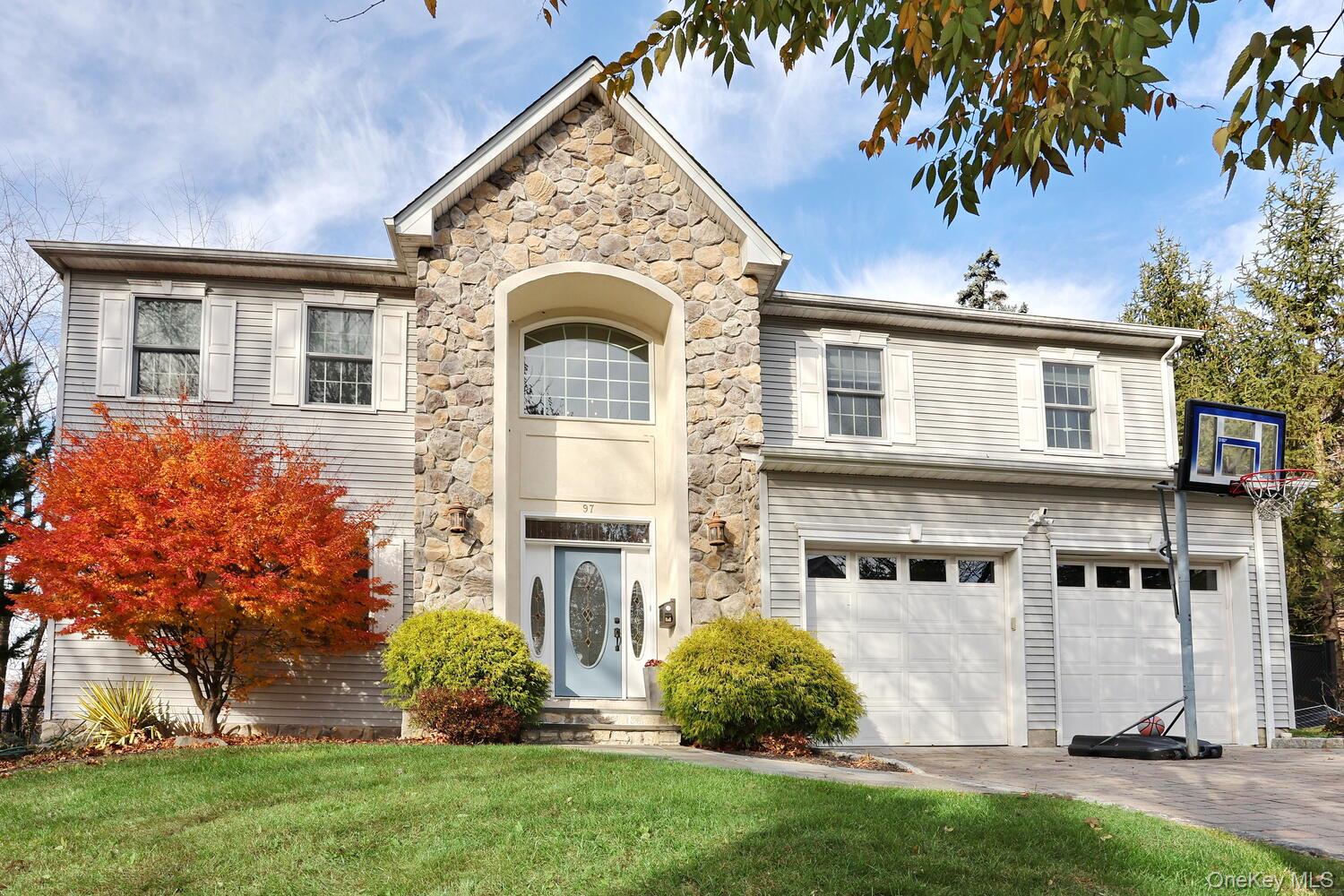 #1 photo, 97 E Park Avenue, Pearl River , NY 10965