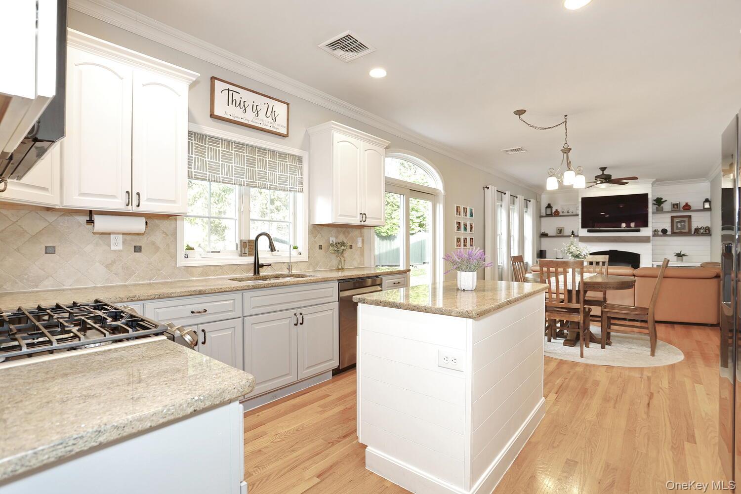 #11 photo, 97 E Park Avenue, Pearl River , NY 10965