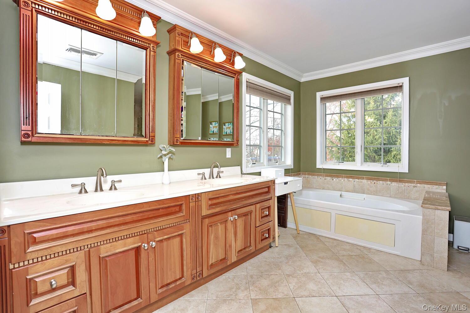 #20 photo, 97 E Park Avenue, Pearl River , NY 10965