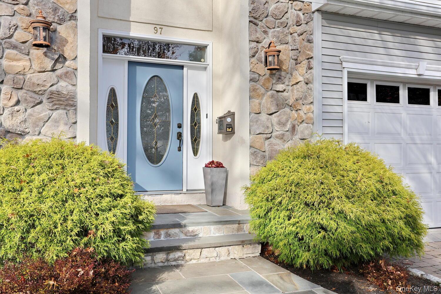 #4 photo, 97 E Park Avenue, Pearl River , NY 10965