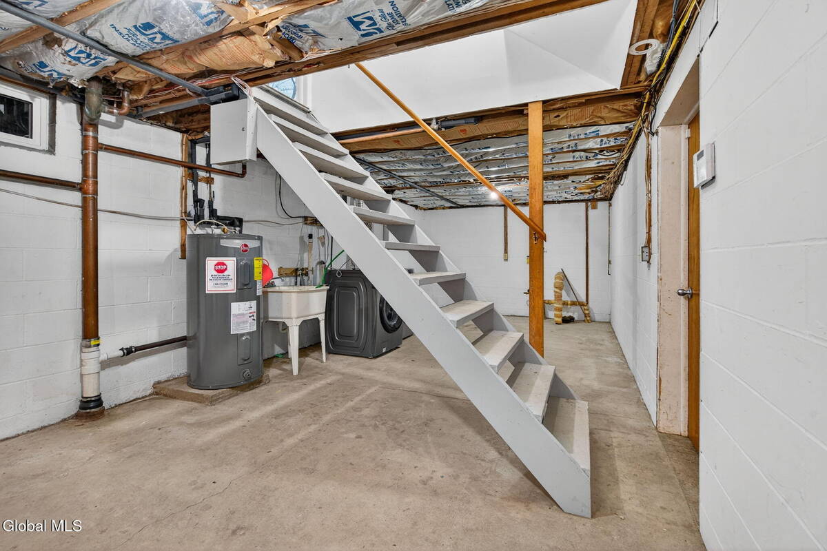 #17 photo, 257 Lake Shore Drive, East Greenbush , NY 12144