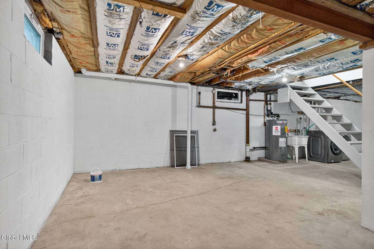 #18 photo, 257 Lake Shore Drive, East Greenbush , NY 12144