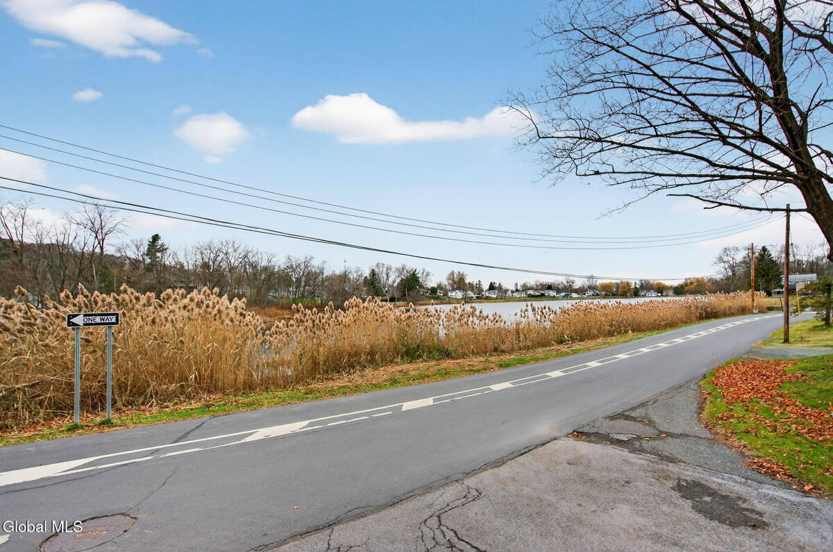 #26 photo, 257 Lake Shore Drive, East Greenbush , NY 12144